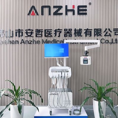 Goede prijs. Veterinaire tandheelkundige werkstation Veterinaire tandheelkundige eenheid Veterinaire tandheelkundige instrumenten voor honden online